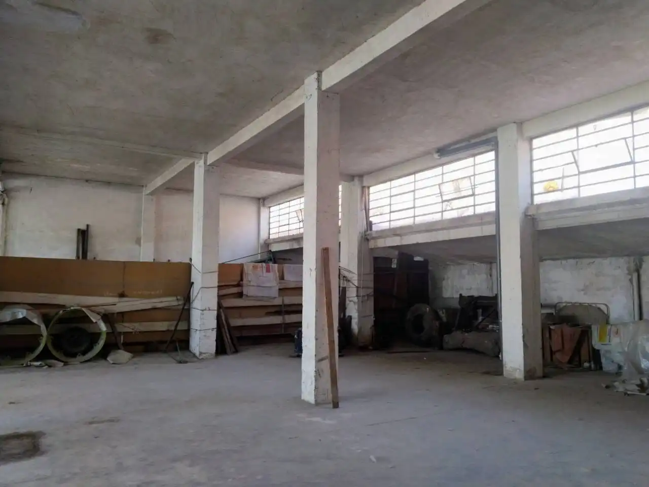 Geschaftsraum zur Miete in Calle Romancero, San Julián - Barriada de Cortes