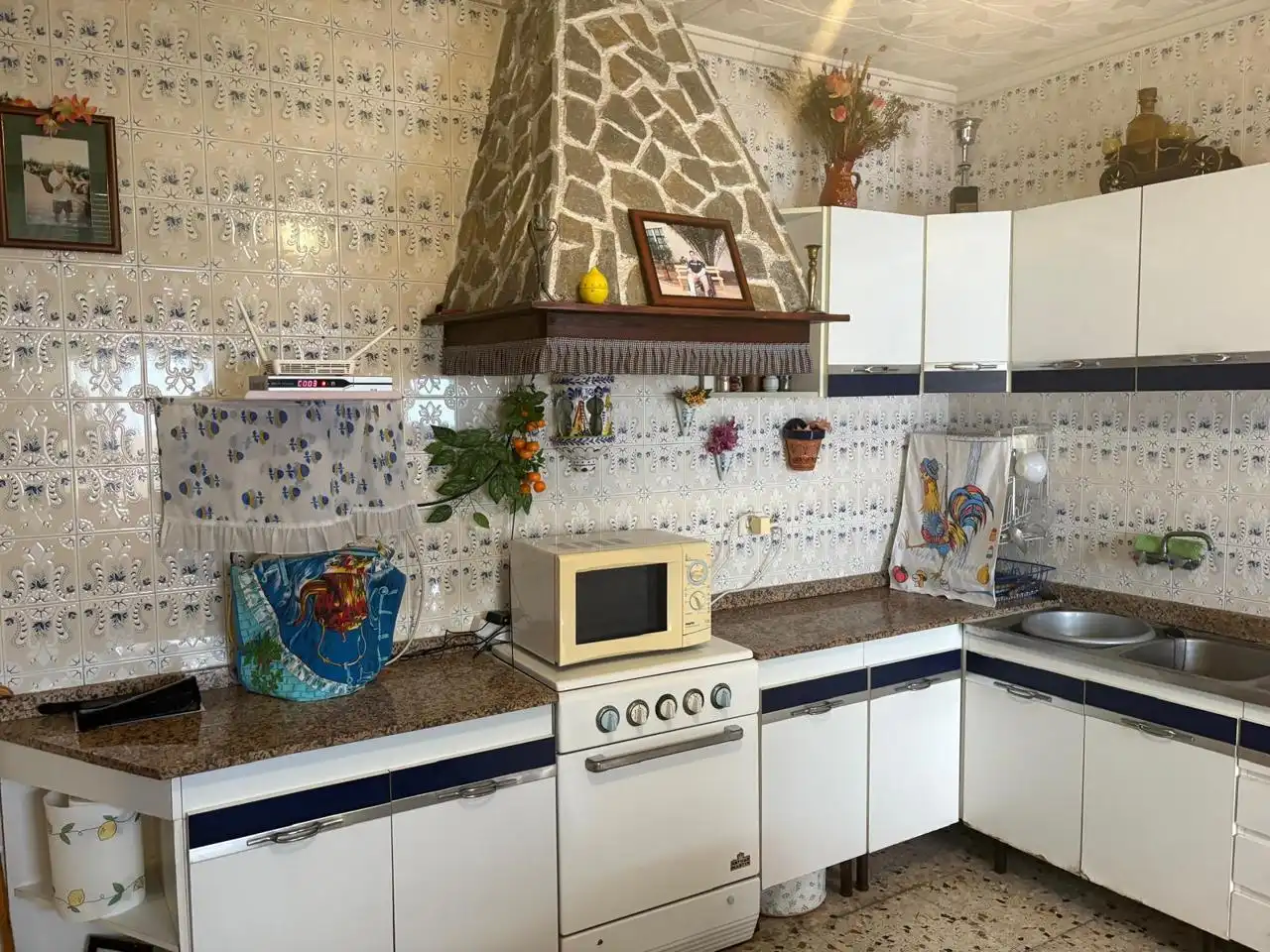 Küche von Einfamilien-Reihenhaus zum Verkauf in Benejúzar mit Klimaanlage und Terrasse