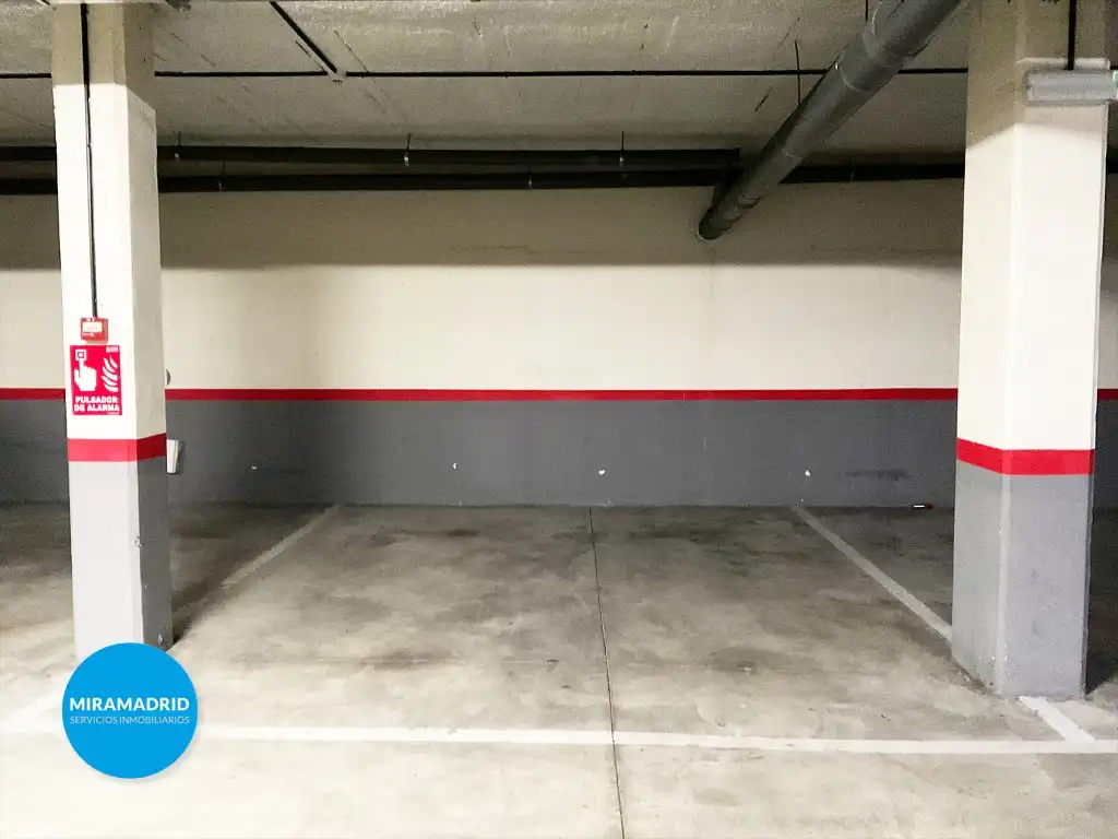 Parking de Planta baja en venta en Paracuellos de Jarama con Aire acondicionado, Terraza y Piscina comunitaria