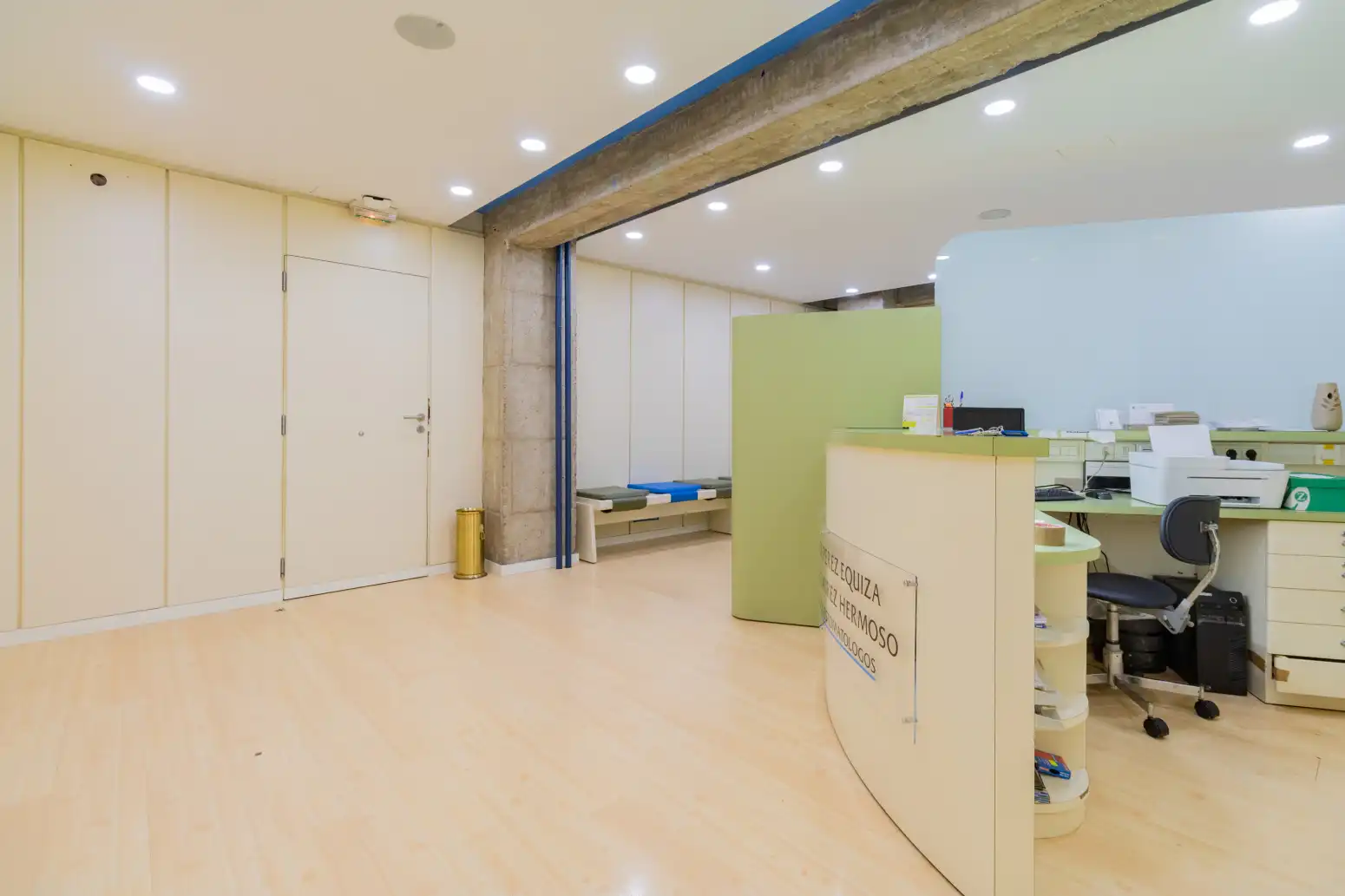 Büro zur Miete in Burlada / Burlata mit Heizung