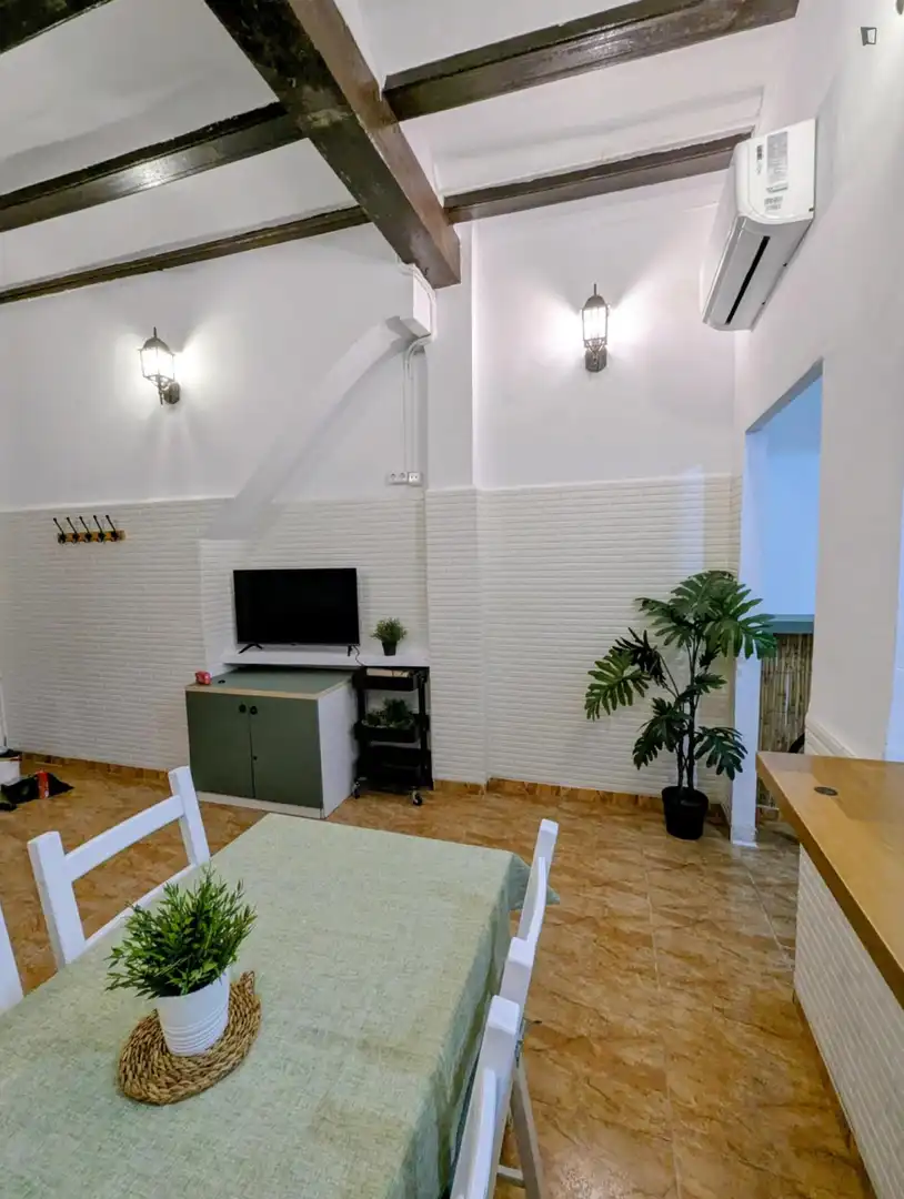 Study for rent in El Cabanyal - El Canyamelar