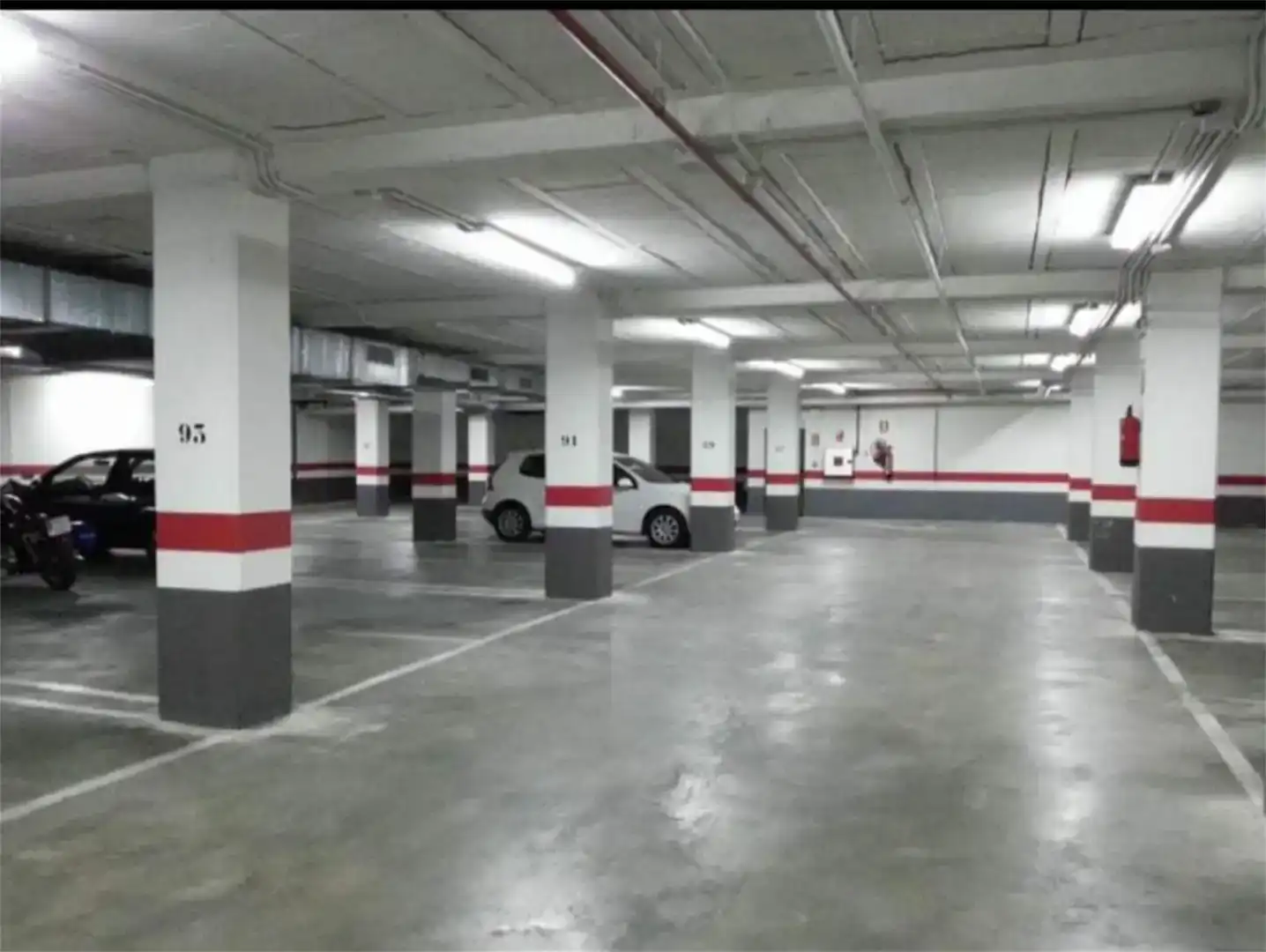 Garage for rent in Calle Torrente, Centro