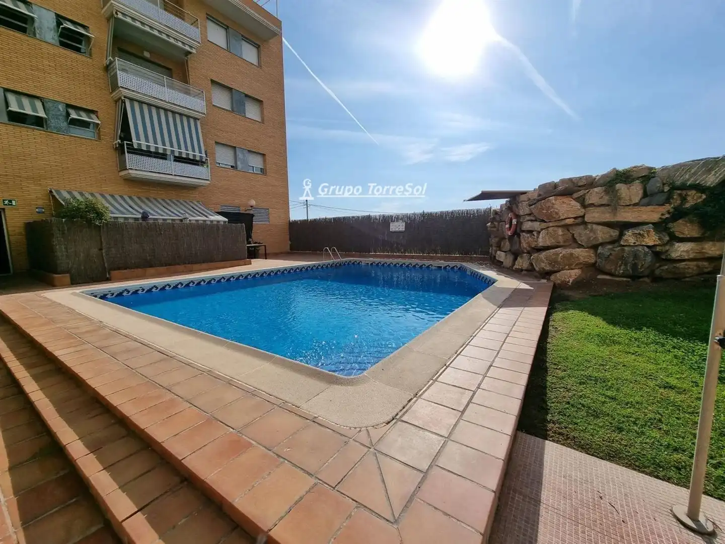 Piscina de Piso en venta en Torredembarra con Calefacción, Piscina y Piscina comunitaria