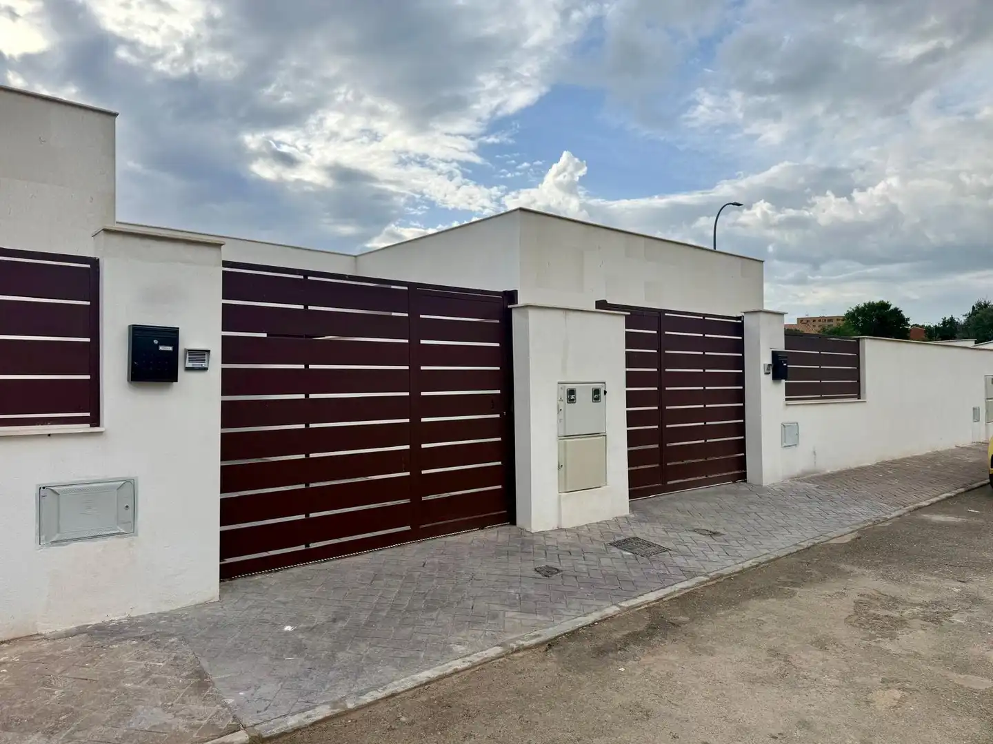 Casa adosada en venta en Calle Pintor Dalí, 22, Nambroca