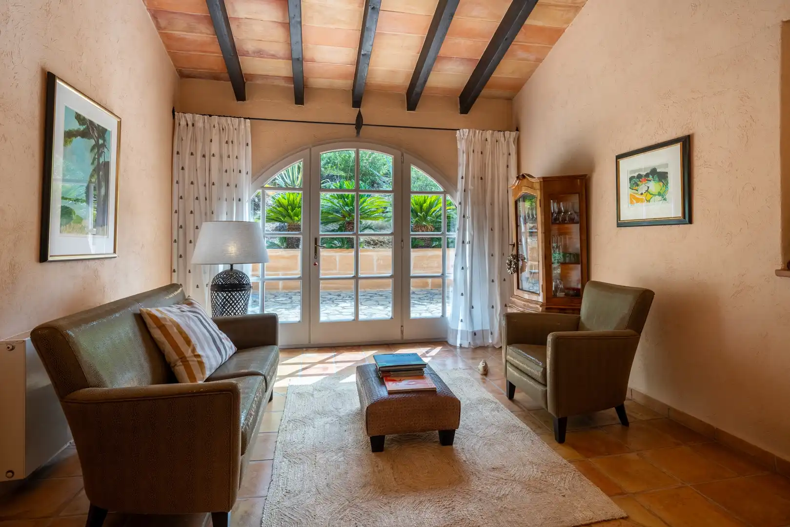 Wohnzimmer von Country house zum Verkauf in Artà mit Klimaanlage, Heizung und Terrasse