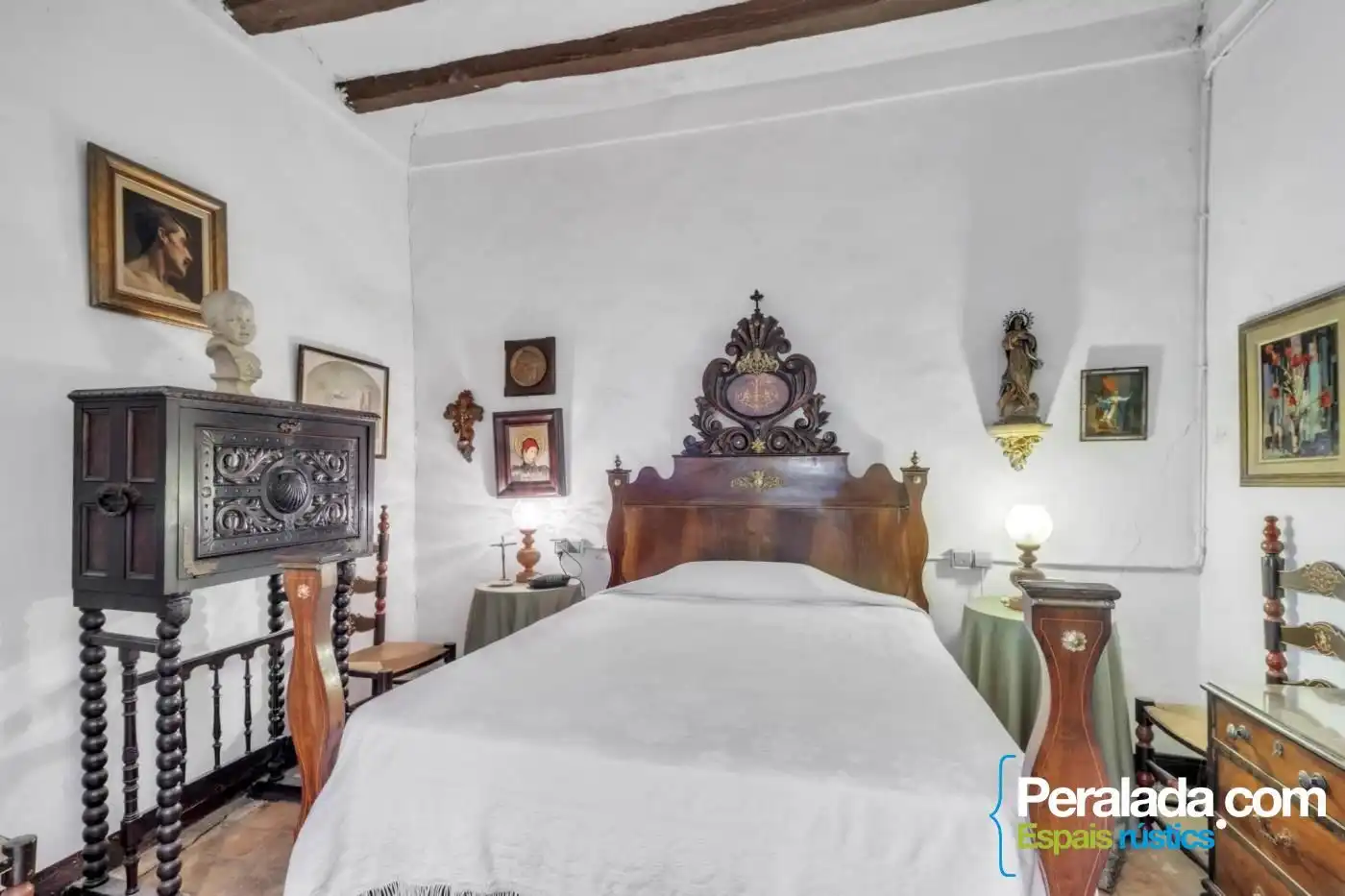 Dormitori de Casa o xalet en venda en Olot