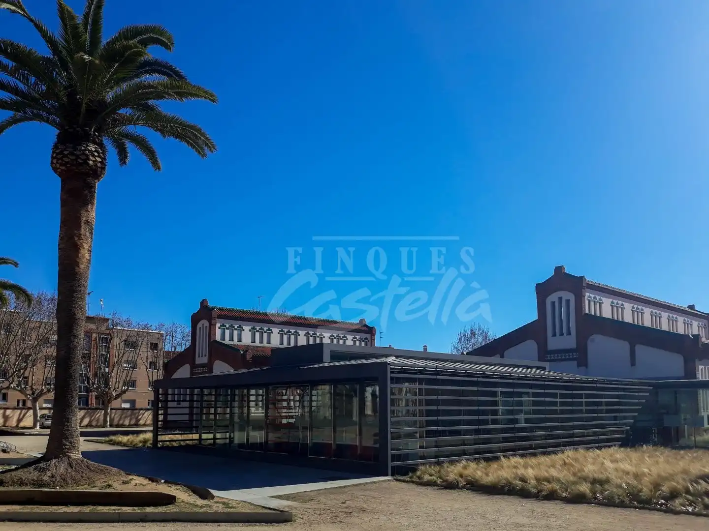 Exterior view of Garage for sale in Mataró