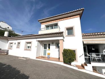 Xalet amb piscina en venda a Campo de Mijas