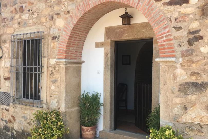 Foto 1 de Finca rústica en venta en Calle Doña Manuela Ávila, Ruanes, Cáceres