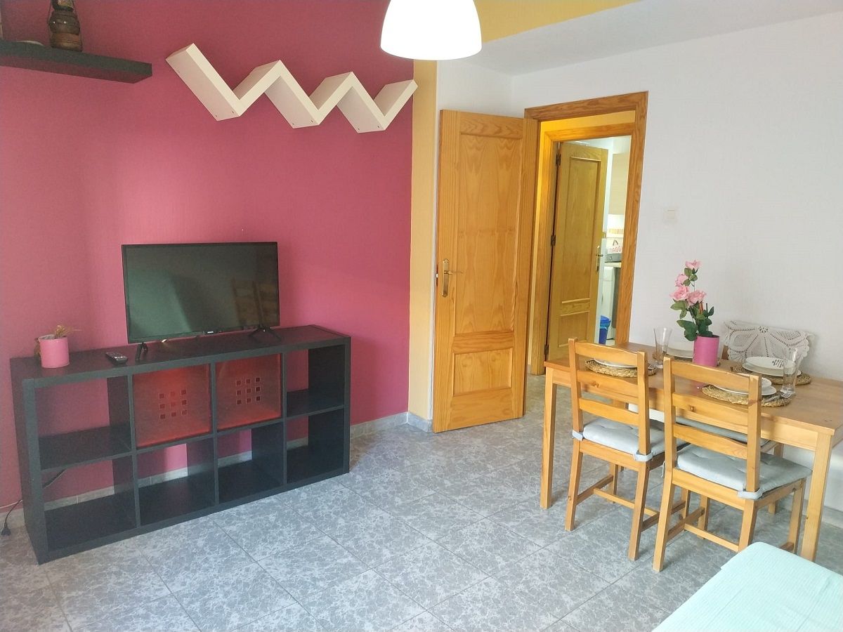 Living room of Flat for sale in Torrenueva Costa  with Terrace and Furnished