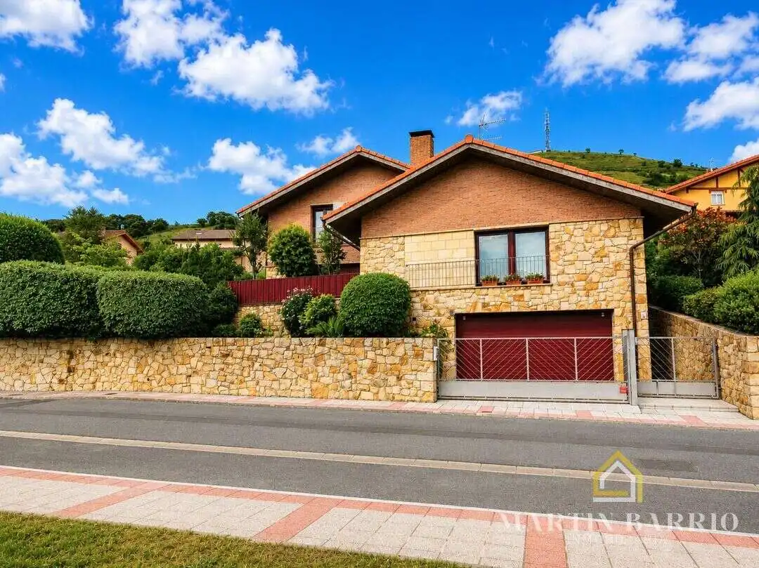 Vista exterior de Casa o chalet en venta en Muskiz con Aire acondicionado, Calefacción y Jardín privado