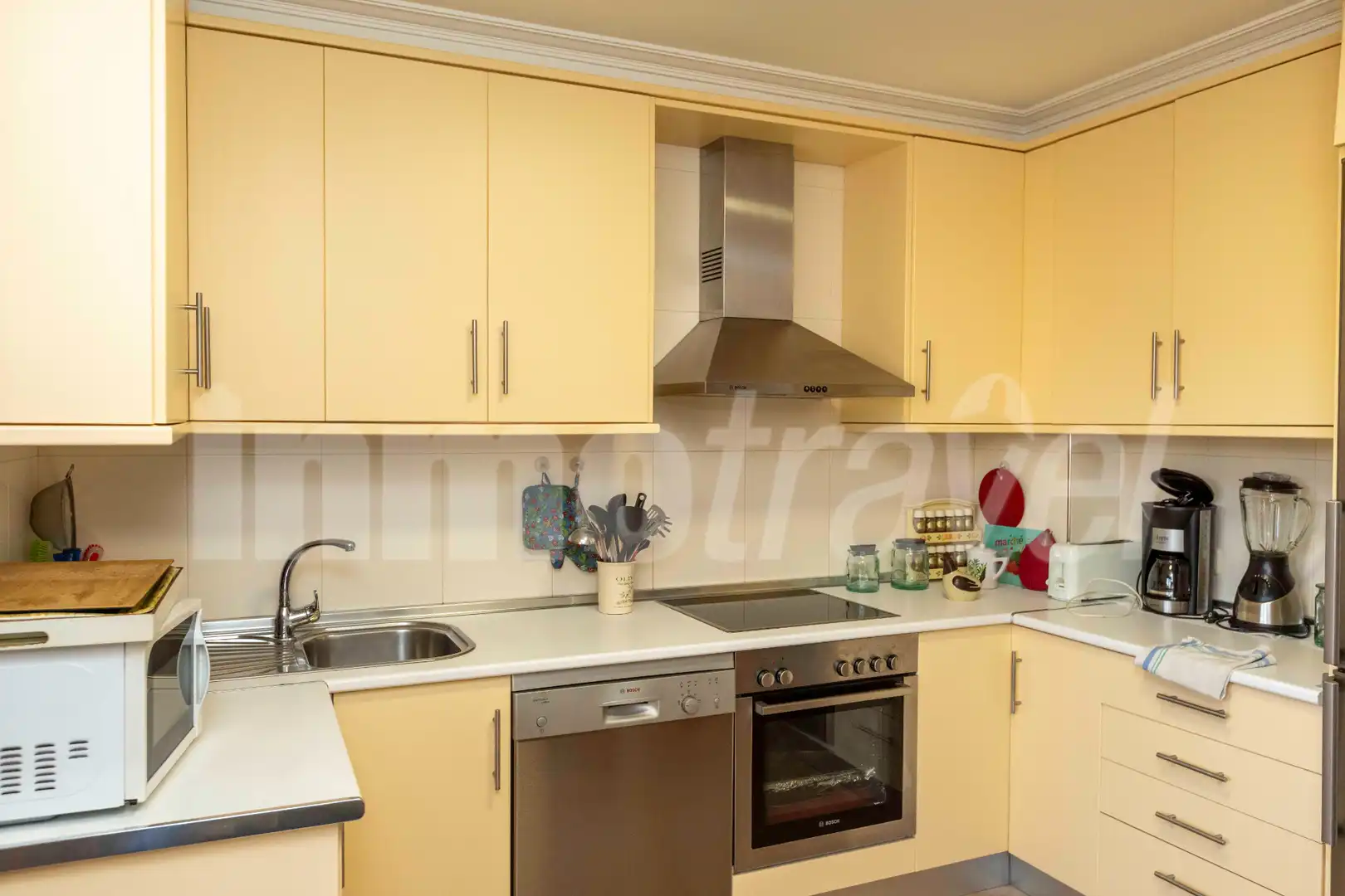 Cocina de Apartamento en venta en Sanxenxo con Parquet, Terraza y Trastero