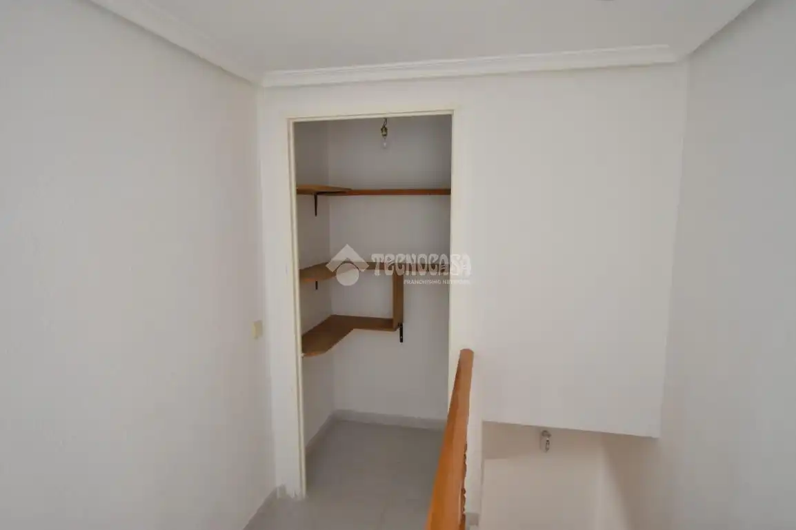 Casa adosada en venta en Madrid con Calefacción