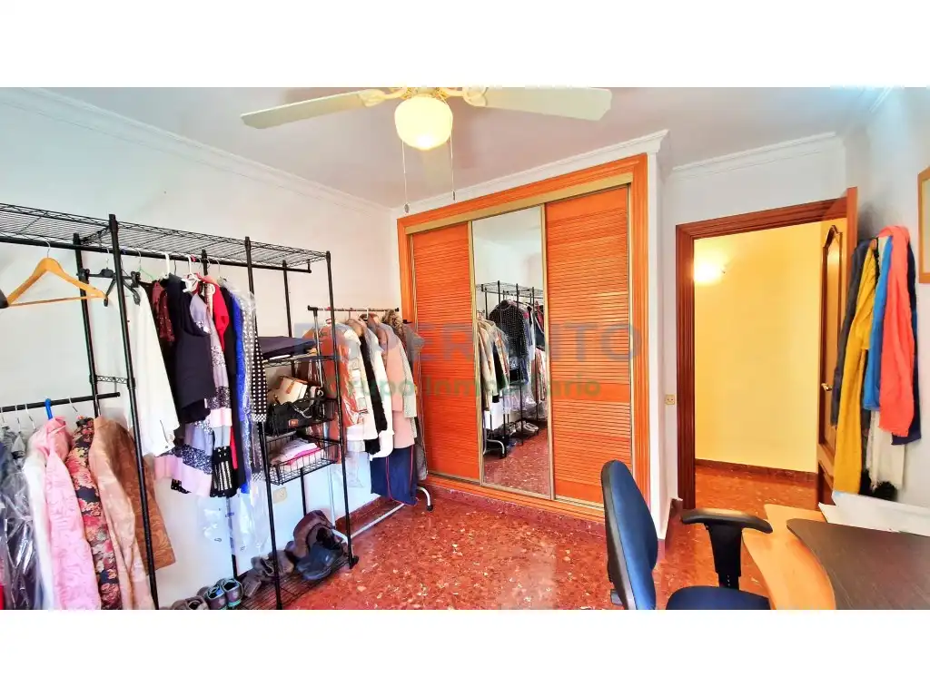 Bedroom of Flat for sale in Málaga