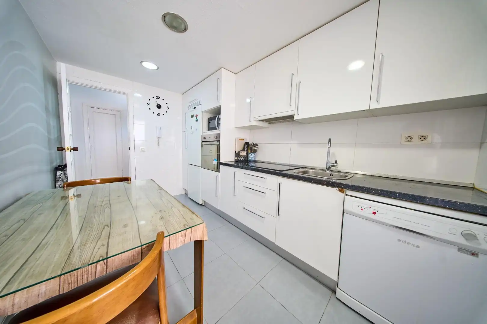 Kitchen of Flat for rent in Granada  with Heating, Terrace and Storage room