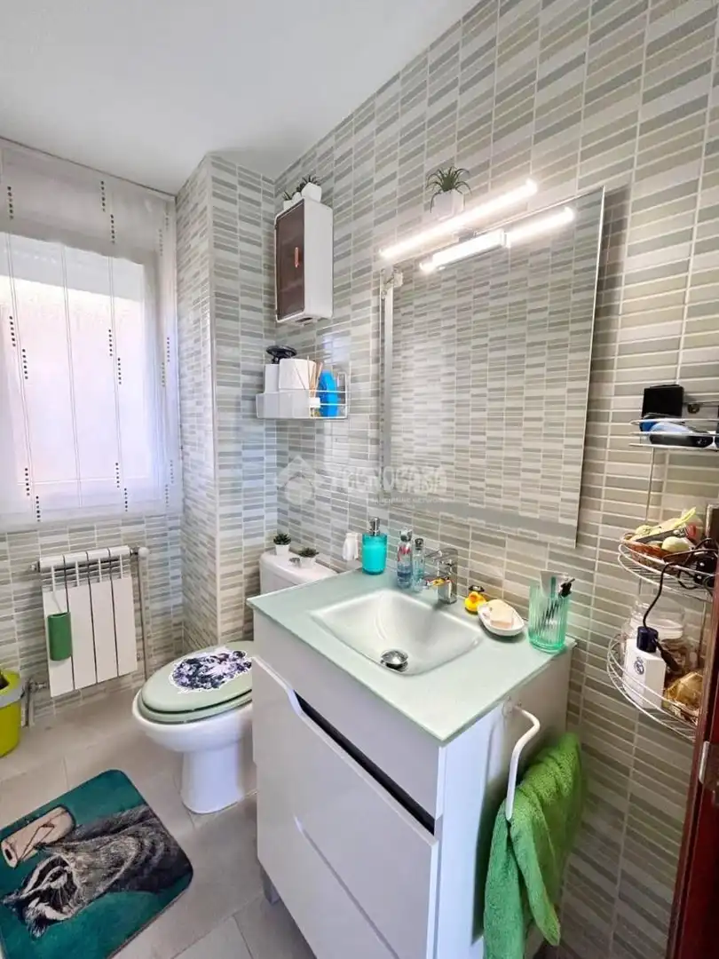 Baño de Piso en venta en Ciempozuelos con Aire acondicionado, Calefacción y Terraza