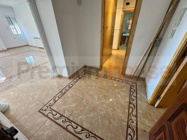 Piso en Venta en Avenida Eramprunya L' en Can Tintorer - Can Tries