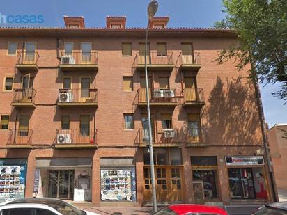 Vista exterior de Local en venda en Alcalá de Henares