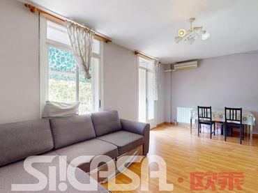 Piso con ascensor en venta en Moratalaz