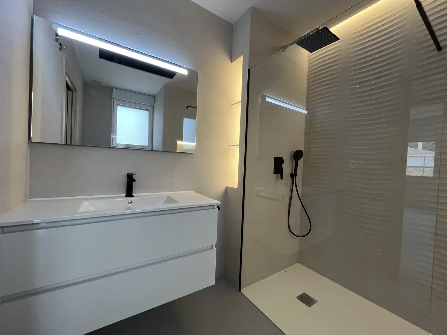 Badezimmer von Haus oder Chalet zum Verkauf in Abanilla mit Heizung und Internet
