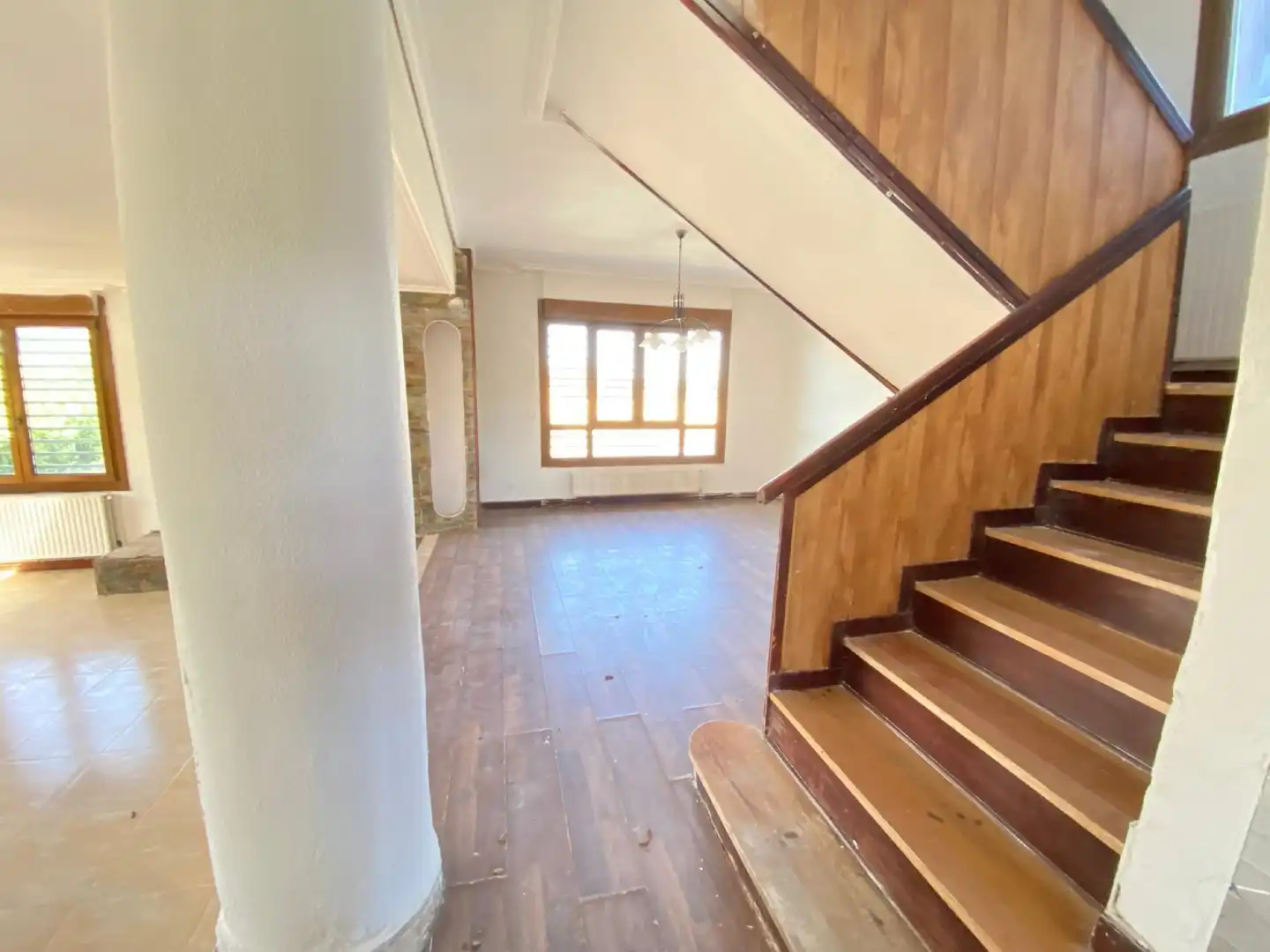 Casa o xalet en venda en Condado de Treviño amb Jardí privat, Terrassa i Traster
