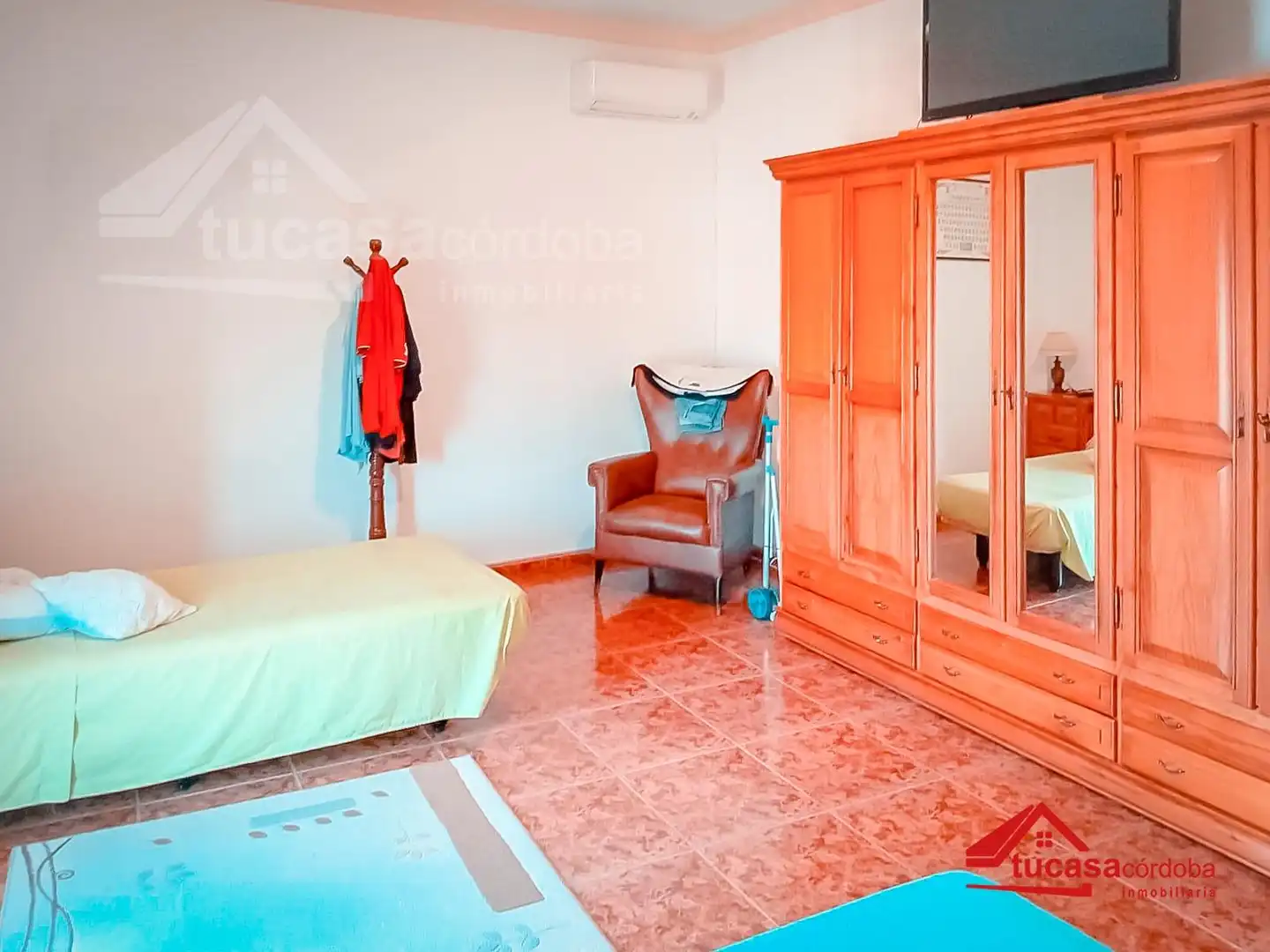 Bedroom of Country homes for sale in Córdoba  with Air Conditioner, Private garden and Storage room