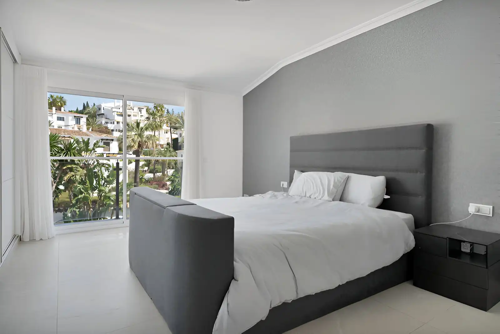 Villa independiente en venta en Nueva Andalucía, imatge 4