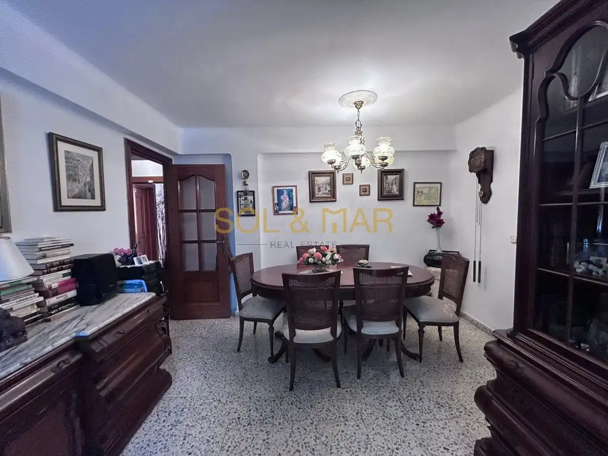 Comedor de Piso en venta en Torremolinos con Calefacción, Terraza y Amueblado