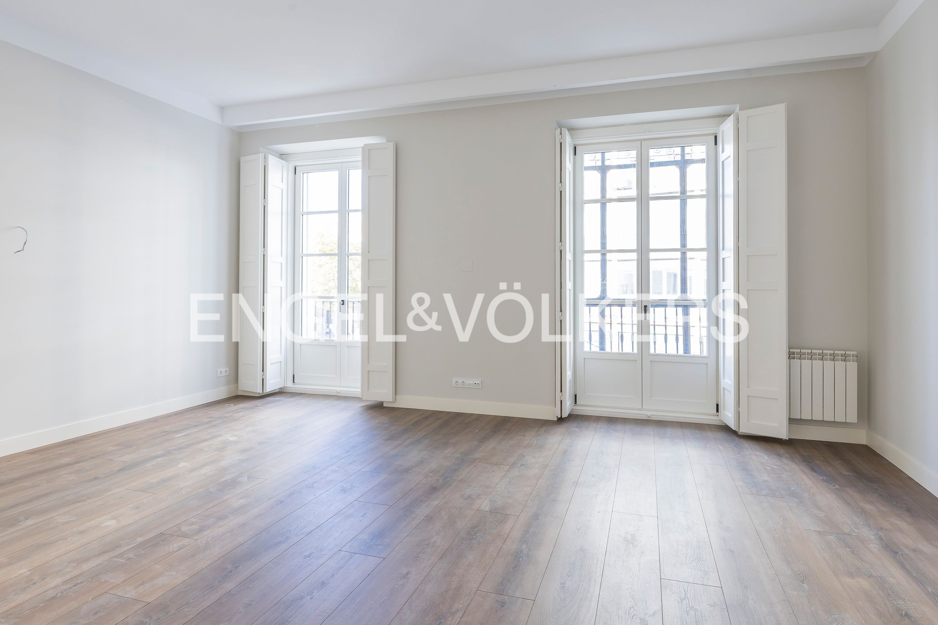Sala d'estar de Apartament en venda en  Madrid Capital amb Aire condicionat, Calefacció i Parquet