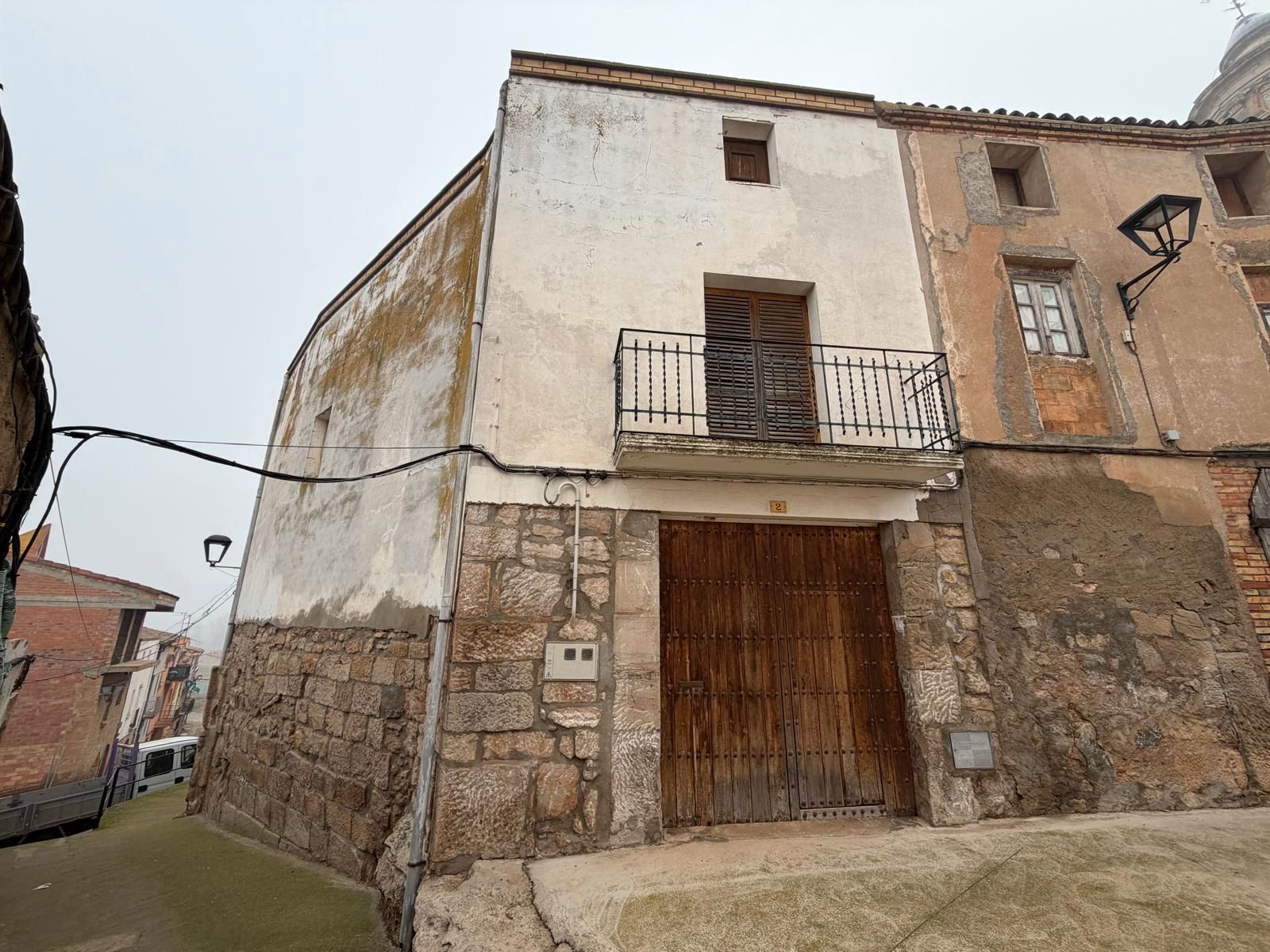 Vista exterior de Casa o xalet en venda en Montoliu de Lleida amb Calefacció, Jardí privat i Terrassa