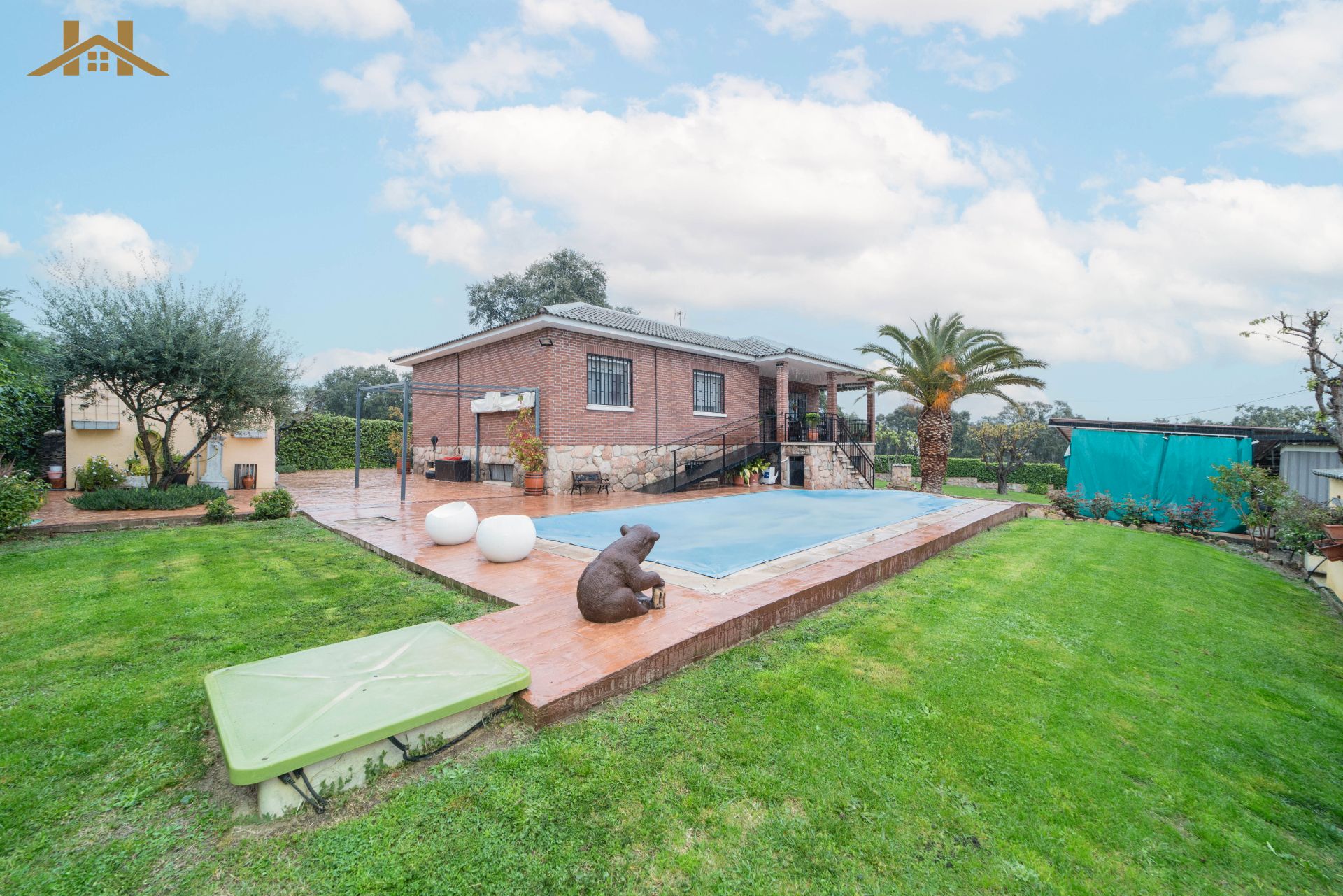 Jardí de Casa o xalet en venda en Villanueva de la Cañada amb Aire condicionat, Calefacció i Forn