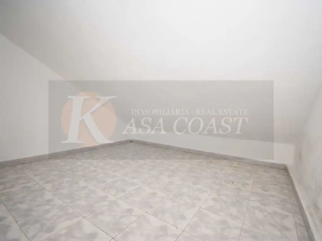 Casa adosada en venta en Los Boliches
