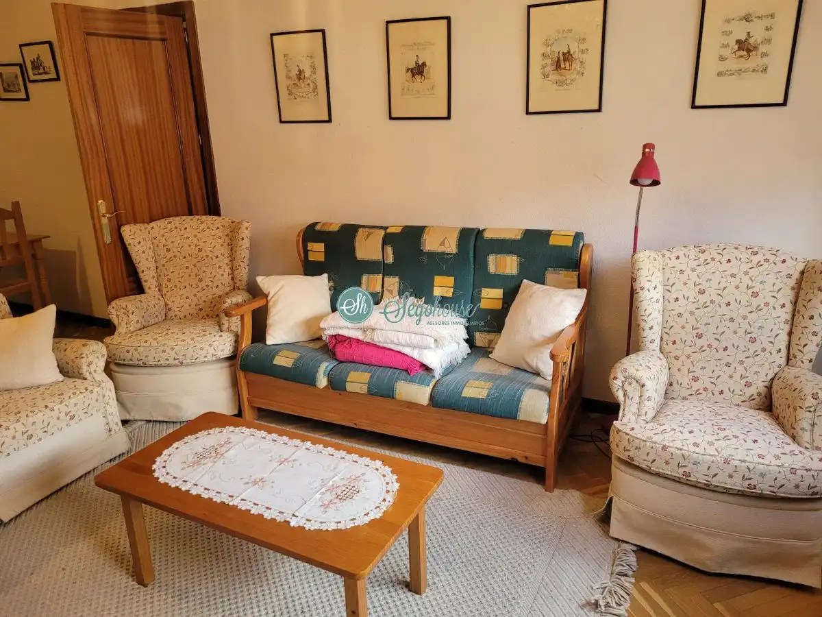 Living room of Apartments for sale in Segovia  with Heating, Parquet flooring and Terrace