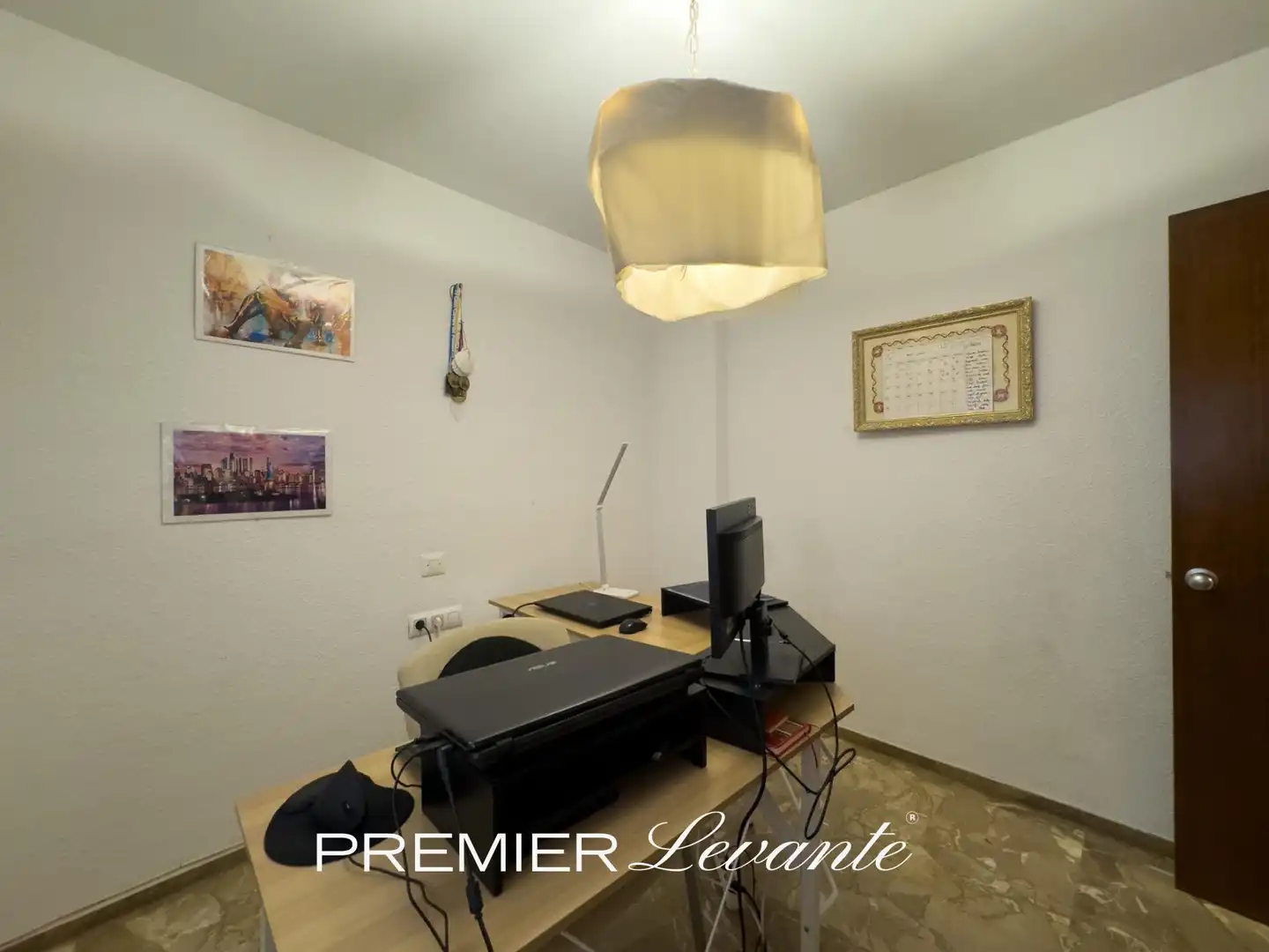 Wohnung zur Miete in Avenida de la estacion, Ensanche - Diputación