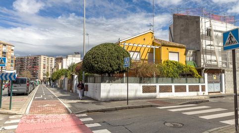 Foto 4 von Einfamilien-Reihenhaus zum Verkauf in Calle Andres Segovia, 33, Barrio de Zaidín, Granada Capital
