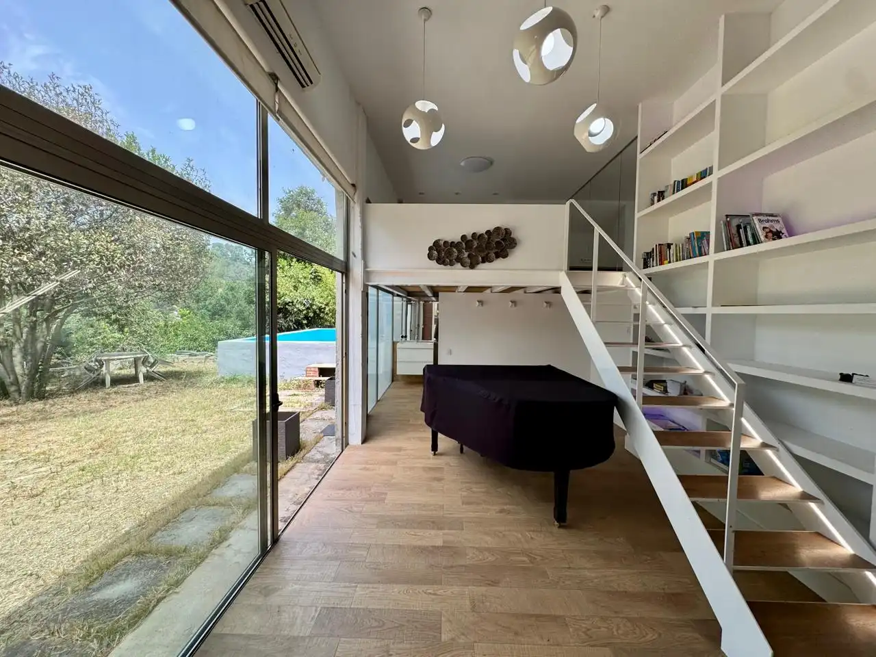 Casa amb piscina en venda a Ronda Del Moli, imagen 2