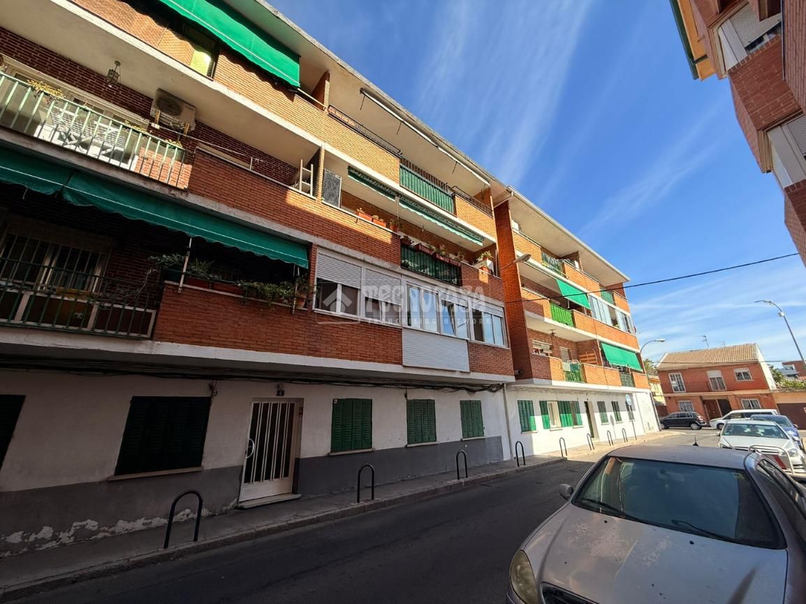 Vista exterior de Pis en venda en Collado Villalba amb Aire condicionat