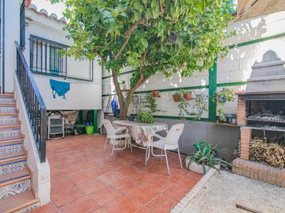 Garden of House or chalet for sale in  Granada Capital  with Air Conditioner, Heating and Private garden