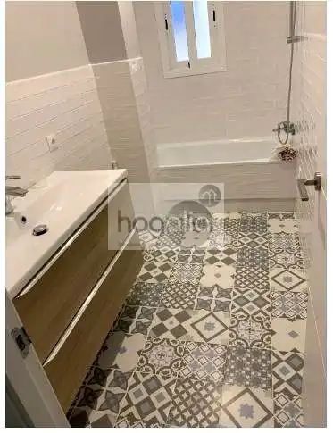 Bathroom of Flat for rent in Sevilla  with Air Conditioner, Terrace and Furnished