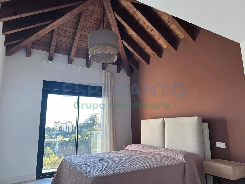 Bedroom of Houses for sale in Benahavís