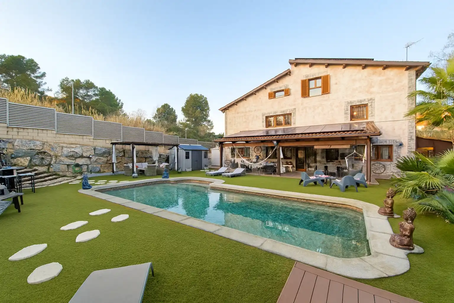 Casa con terraza en venta en Carrer dels Avellaners, imagen 24