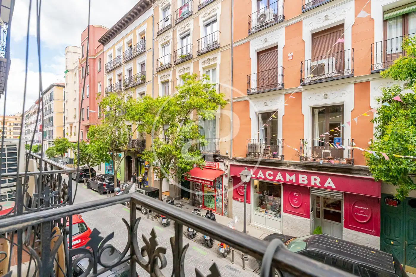 Exterior view of Flat for rent in Madrid  with Air Conditioner, Heating and Balcony