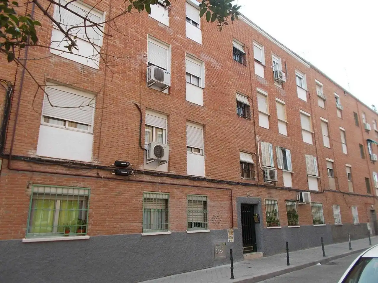 Vista exterior de Piso en venta en Madrid