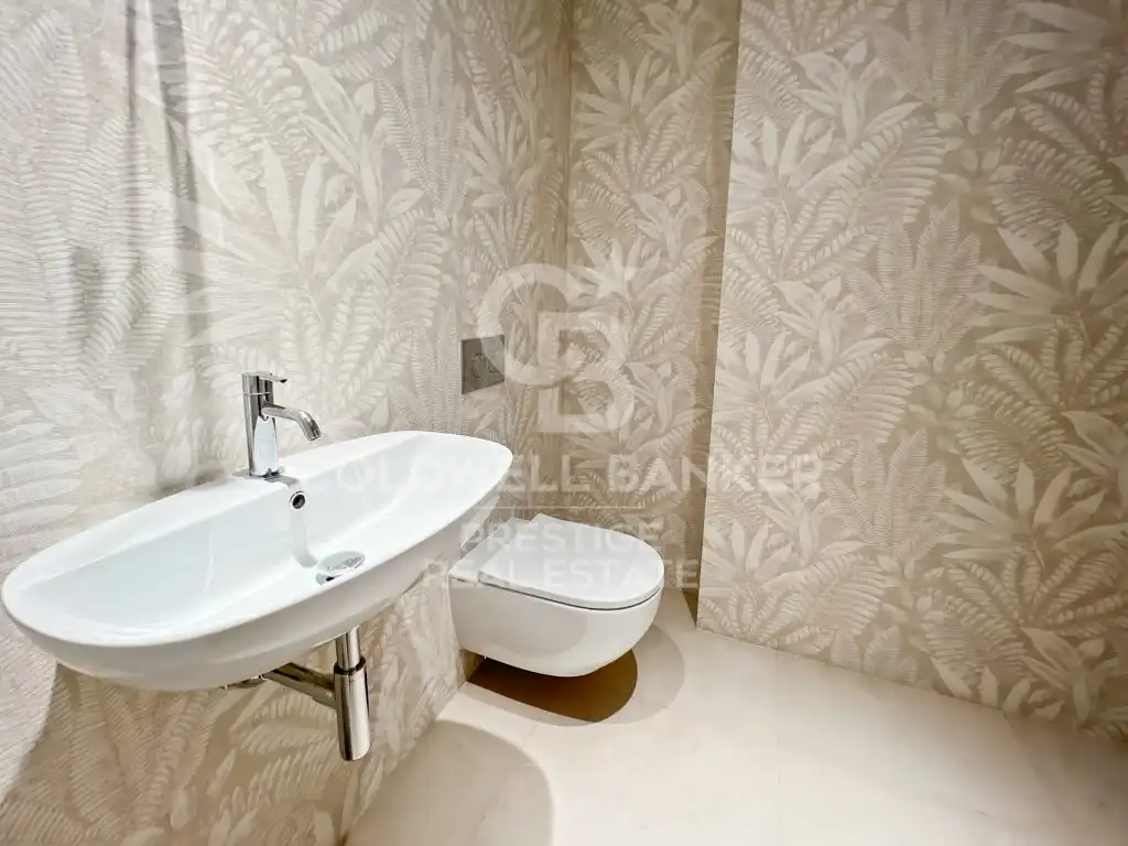 Badezimmer von Wohnungen zum Verkauf in Barcelona mit Terrasse