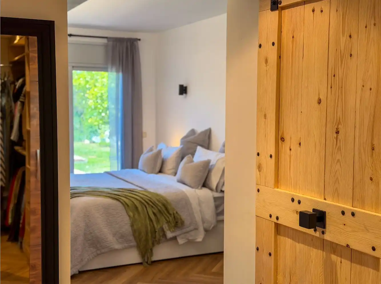 Habitación de Casa o chalet en venta en Celrà con Aire acondicionado, Calefacción y Jardín privado