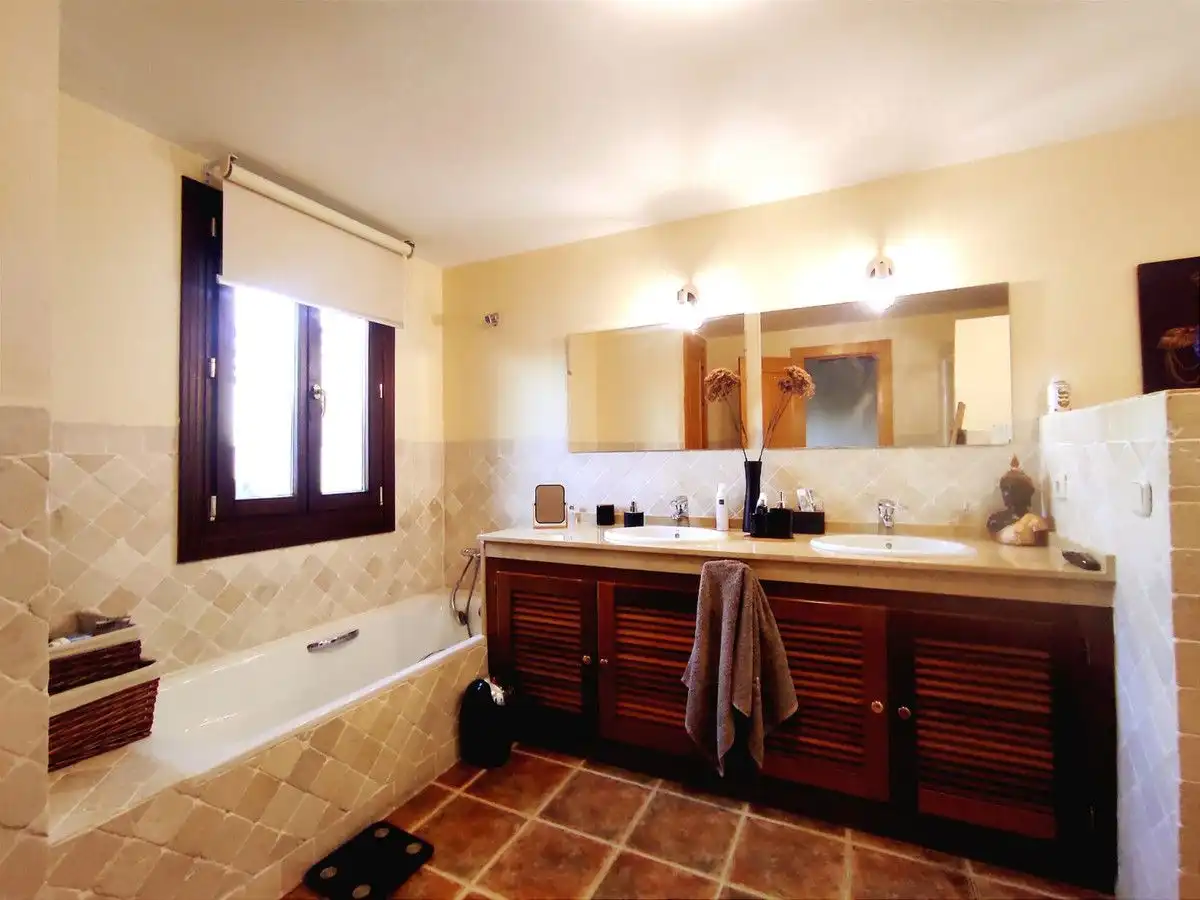 Detached homes for rent in Calle del Rubí, 19, Nueva Atalaya