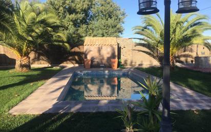 Swimming pool of House or chalet for sale in Villanueva de la Serena  with Air Conditioner, Heating and Private garden
