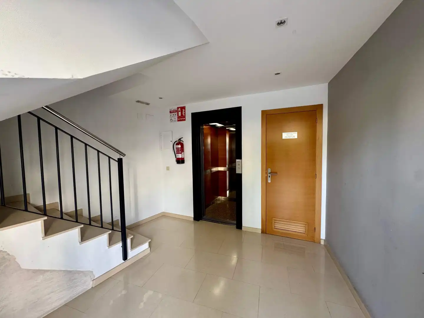 Maisonette zum Verkauf in Gandia mit Klimaanlage