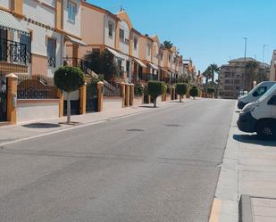 Vista exterior de Casa o xalet en venda en Algarrobo amb Aire condicionat, Calefacció i Jardí privat