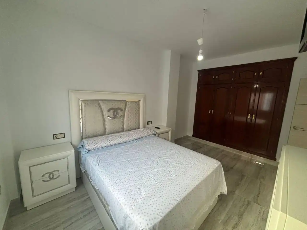 Habitación de Casa adosada en venta en Dos Hermanas con Aire acondicionado, Calefacción y Jardín privado